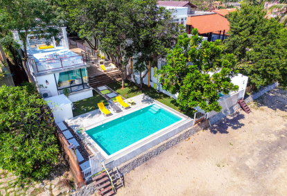 Lazy House Pool Villa